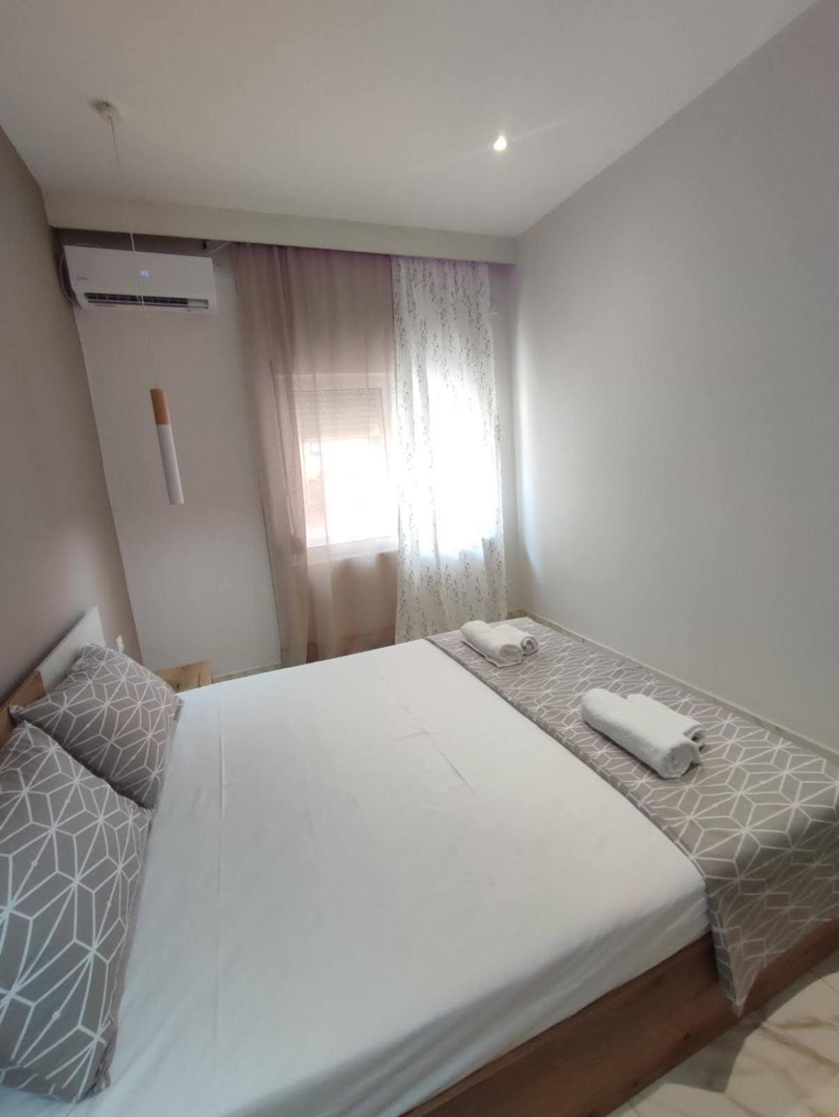 Konstantina'S Apartment 亚历山德鲁波利斯 外观 照片