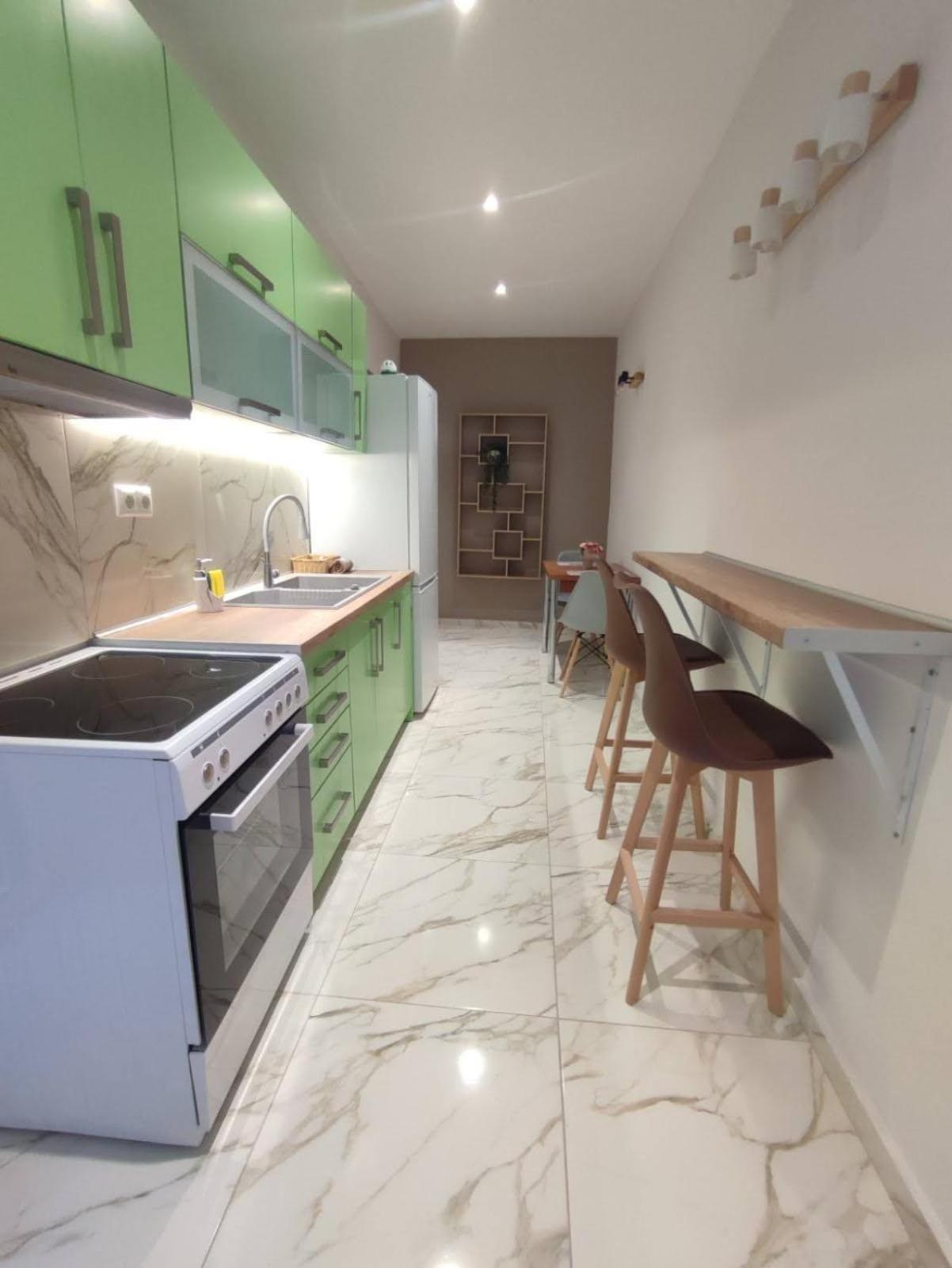 Konstantina'S Apartment 亚历山德鲁波利斯 外观 照片