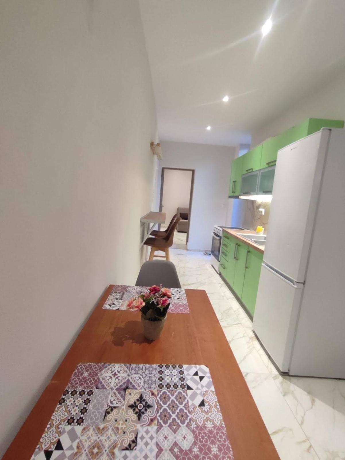 Konstantina'S Apartment 亚历山德鲁波利斯 外观 照片
